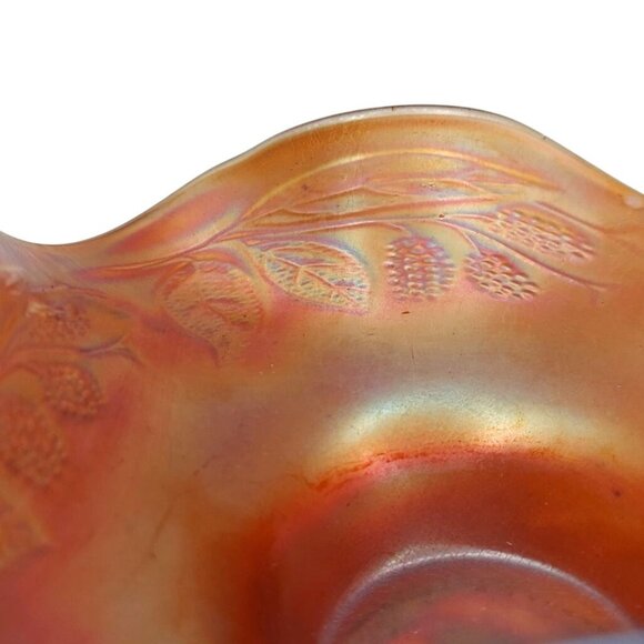 Antique Fenton Blackberry Spray Marigold Carnival Glass Ruffled Footed Bowl 1216 - Picture 7 of 7